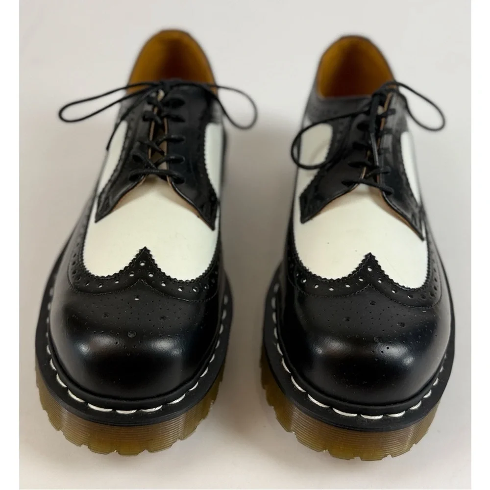 Dr Martens Bex Brogue Wingtip Oxford Black/White, size 10 Mens / 11 Women’s